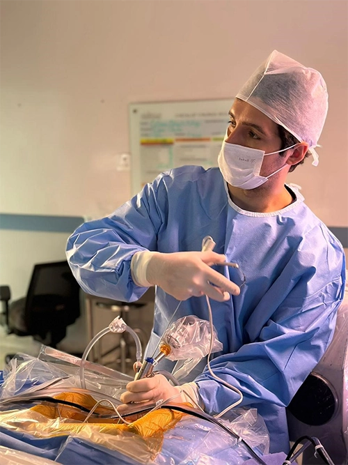 Cirurgia Videoendoscópica da Coluna